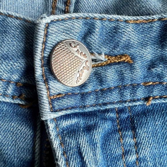 Free People Crop Jean, ragged hem and holes in knees, 31” waist - Picture 10 of 11